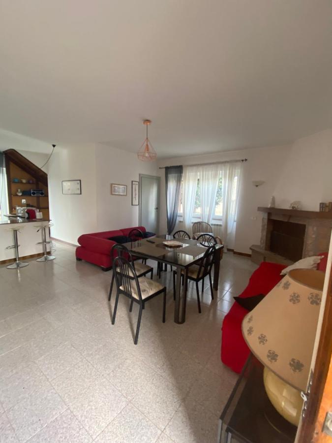 La Casa Di Iole Apartment Cogna Luaran gambar